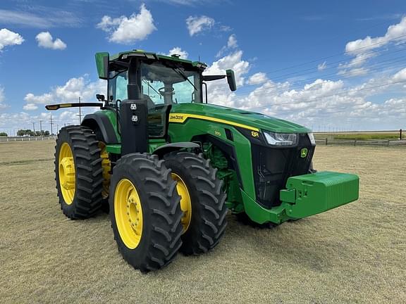 Image of John Deere 8R 370 equipment image 3