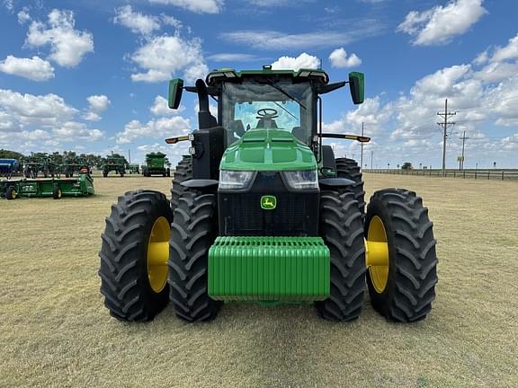 Image of John Deere 8R 370 equipment image 4