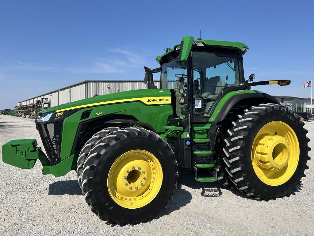 Image of John Deere 8R 370 Primary image