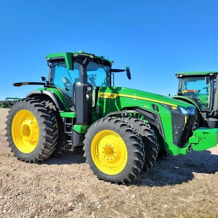 2023 John Deere 8R 370 Equipment Image0