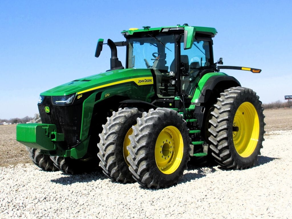 Main image John Deere 8R 370