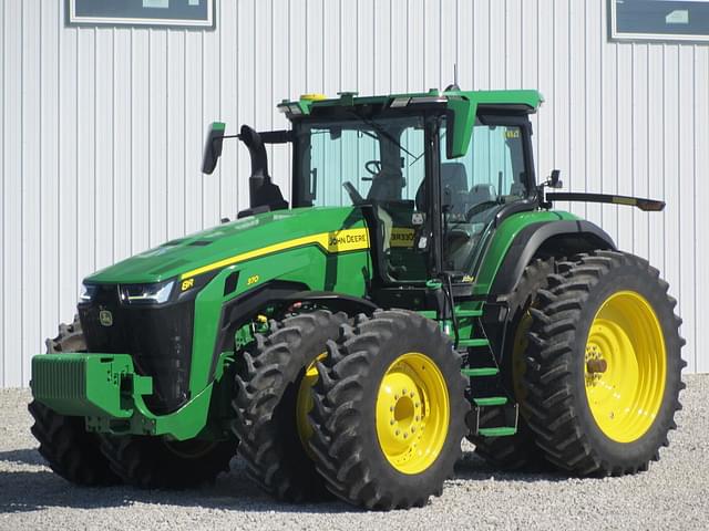 Image of John Deere 8R 370 equipment image 1