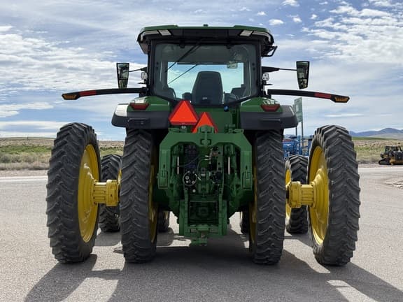 Image of John Deere 8R 370 equipment image 3