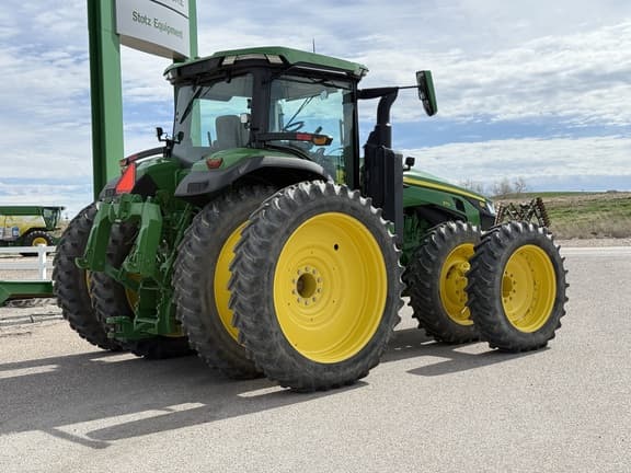 Image of John Deere 8R 370 equipment image 4