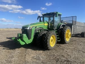 2023 John Deere 8R 370 Image