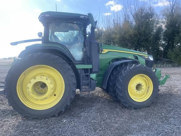 Image of John Deere 8R 370 equipment image 4