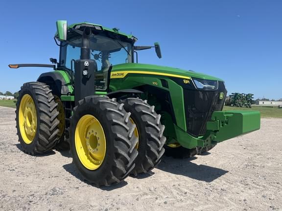 Image of John Deere 8R 370 equipment image 2