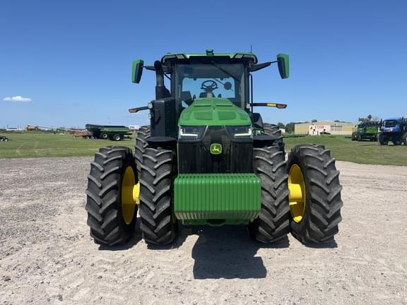 Image of John Deere 8R 370 equipment image 1