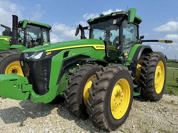 Image of John Deere 8R 370 Primary image