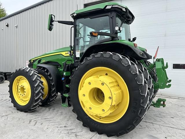 Image of John Deere 8R 370 equipment image 4