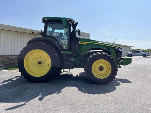 Image of John Deere 8R 370 equipment image 4