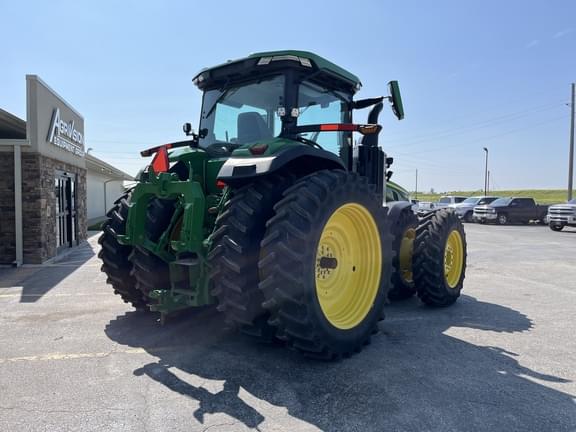 Image of John Deere 8R 370 equipment image 3