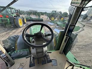 Main image John Deere 8R 370 31