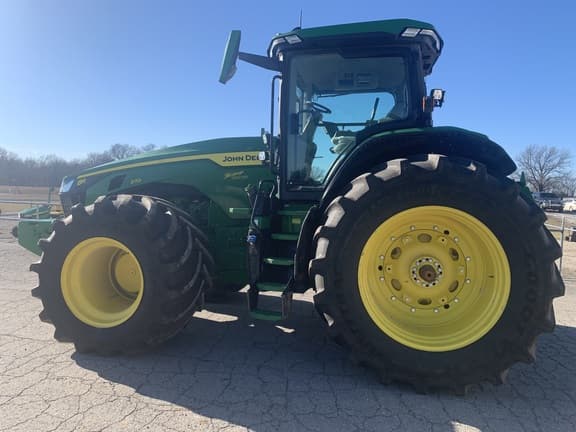 Image of John Deere 8R 370 equipment image 3