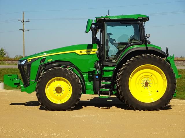 Image of John Deere 8R 370 equipment image 2