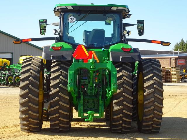 Image of John Deere 8R 370 equipment image 3