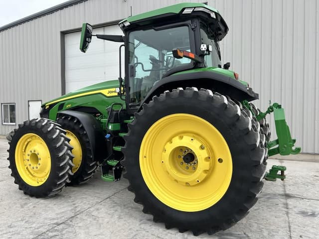 Image of John Deere 8R 370 equipment image 4