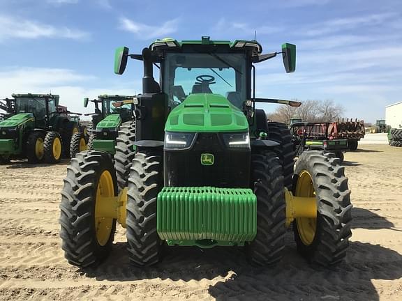 Image of John Deere 8R 370 equipment image 1