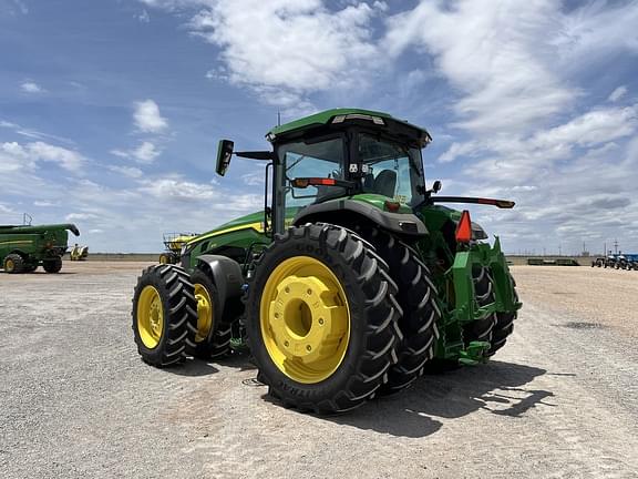 Image of John Deere 8R 370 equipment image 2