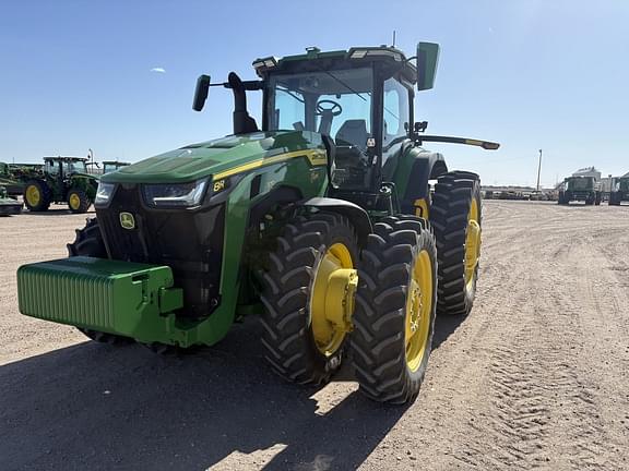 Image of John Deere 8R 370 equipment image 2