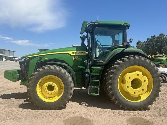 Image of John Deere 8R 370 equipment image 1