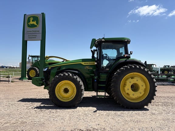 2023 John Deere 8R 370 Equipment Image0