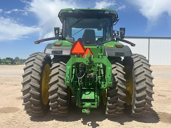 Image of John Deere 8R 370 equipment image 4