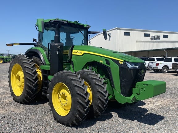 2023 John Deere 8R 370 Equipment Image0