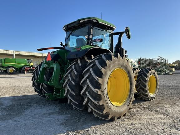 Image of John Deere 8R 370 equipment image 3