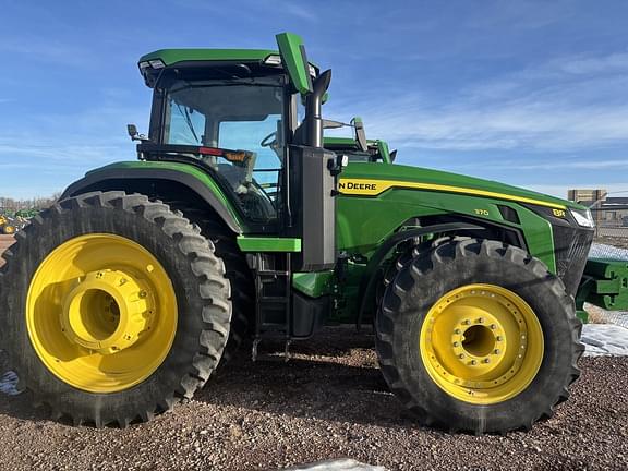 Image of John Deere 8R 370 equipment image 3