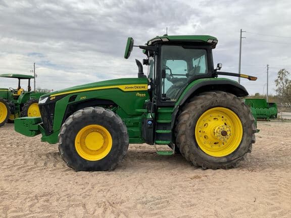 Image of John Deere 8R 370 equipment image 1