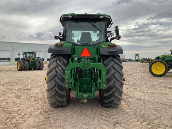 Image of John Deere 8R 370 equipment image 3