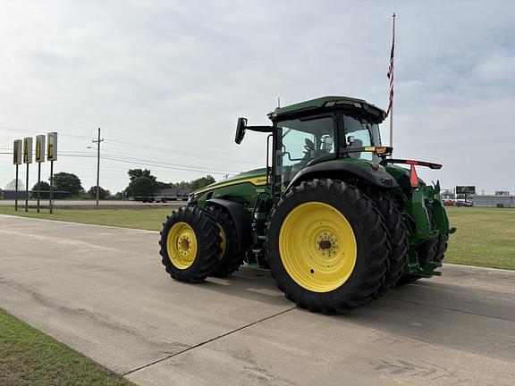 Image of John Deere 8R 370 equipment image 2