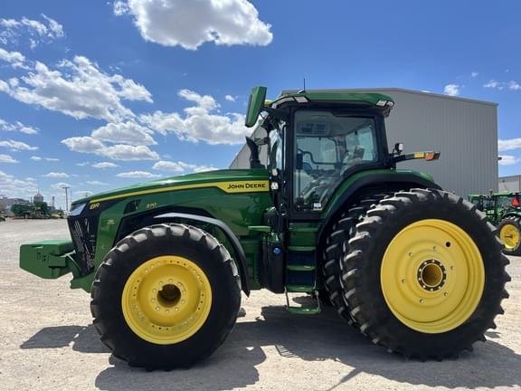 Image of John Deere 8R 370 equipment image 1
