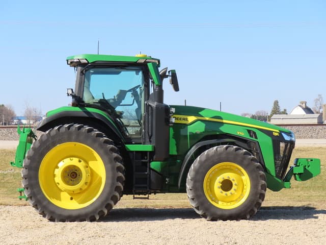 Image of John Deere 8R 370 equipment image 2