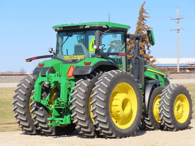 Image of John Deere 8R 370 equipment image 1