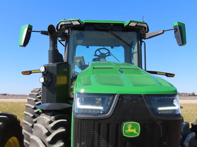 Image of John Deere 8R 370 equipment image 4