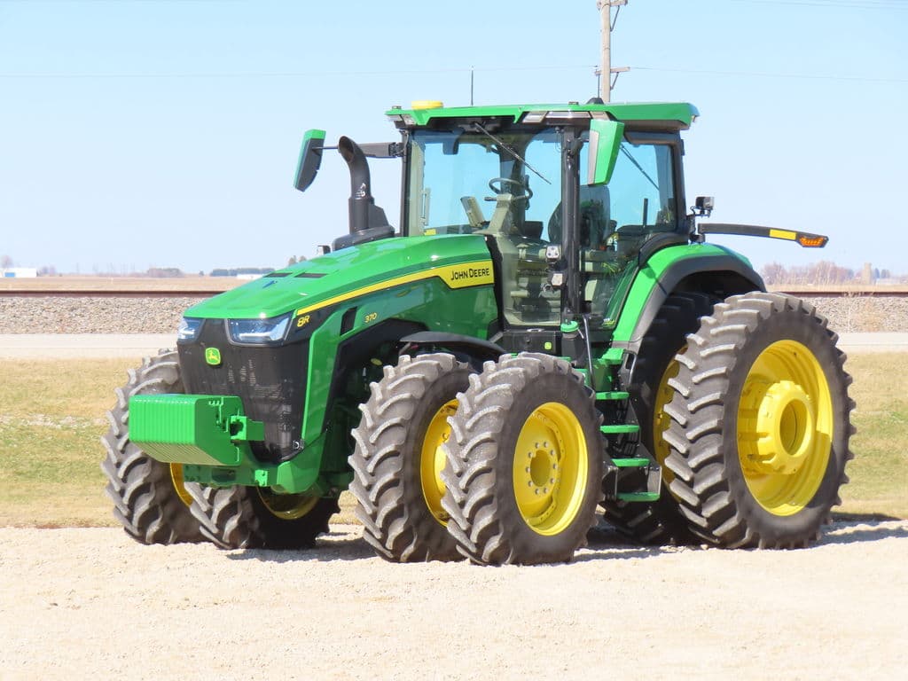Image of John Deere 8R 370 Primary image