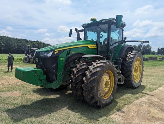 Image of John Deere 8R 370 Primary image
