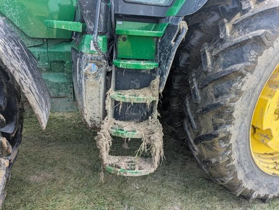 Image of John Deere 8R 370 equipment image 4