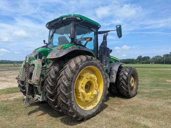 Image of John Deere 8R 370 equipment image 2