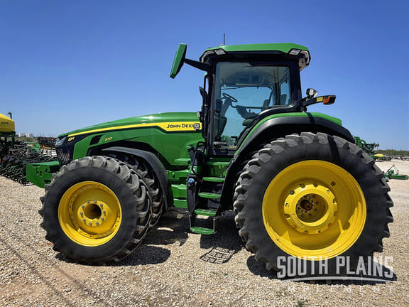 2023 John Deere 8R 370 Equipment Image0