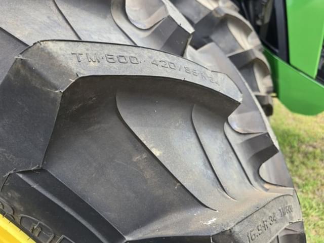 Image of John Deere 8R 370 equipment image 4