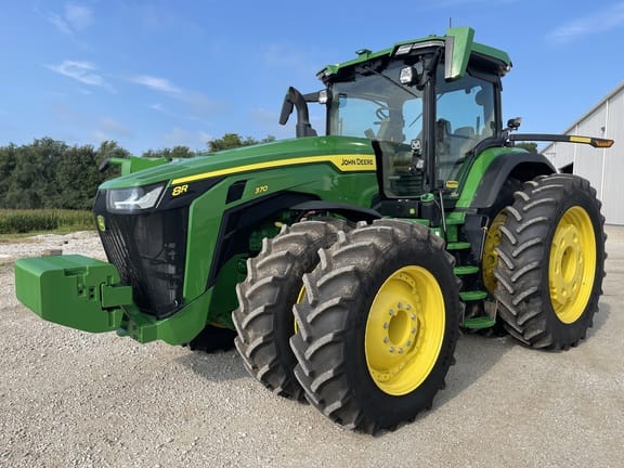 2023 John Deere 8R 370 Equipment Image0