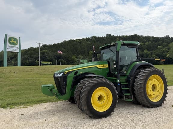 Image of John Deere 8R 370 Primary image