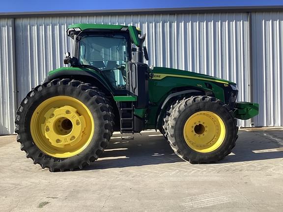 Image of John Deere 8R 370 equipment image 4