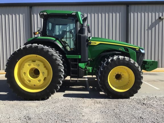 Image of John Deere 8R 370 equipment image 2