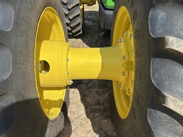 Image of John Deere 8R 370 equipment image 1