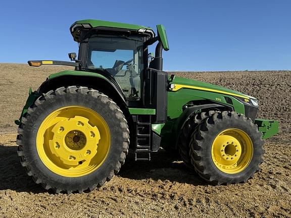 Image of John Deere 8R 370 equipment image 3