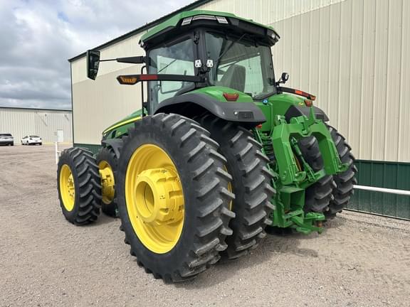 Image of John Deere 8R 370 equipment image 3